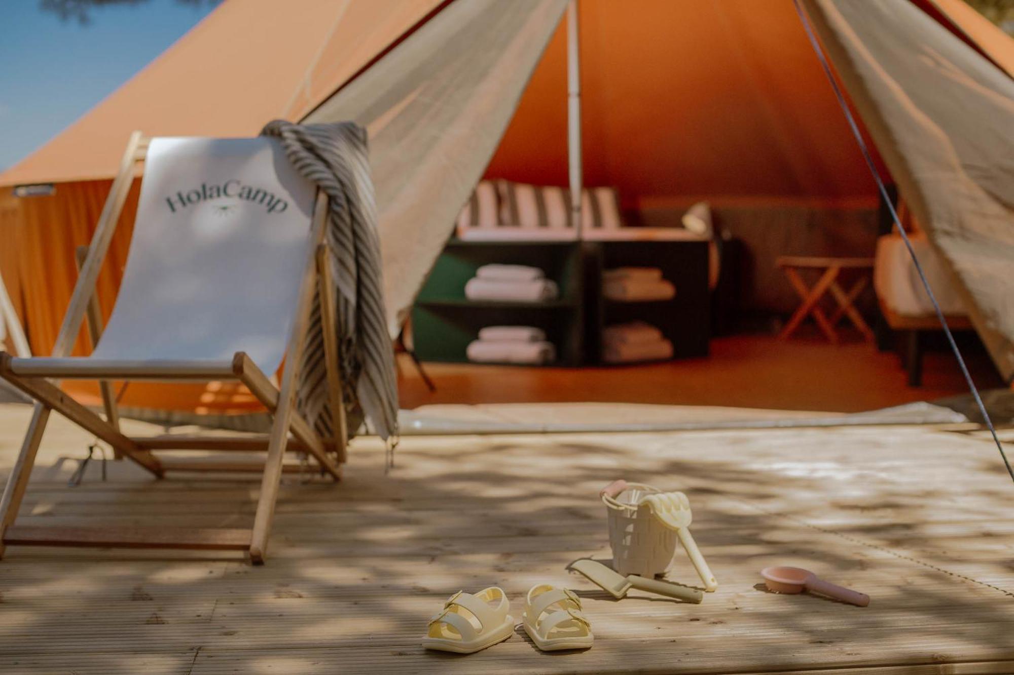Camping 3 Estrellas Gava Exterior photo